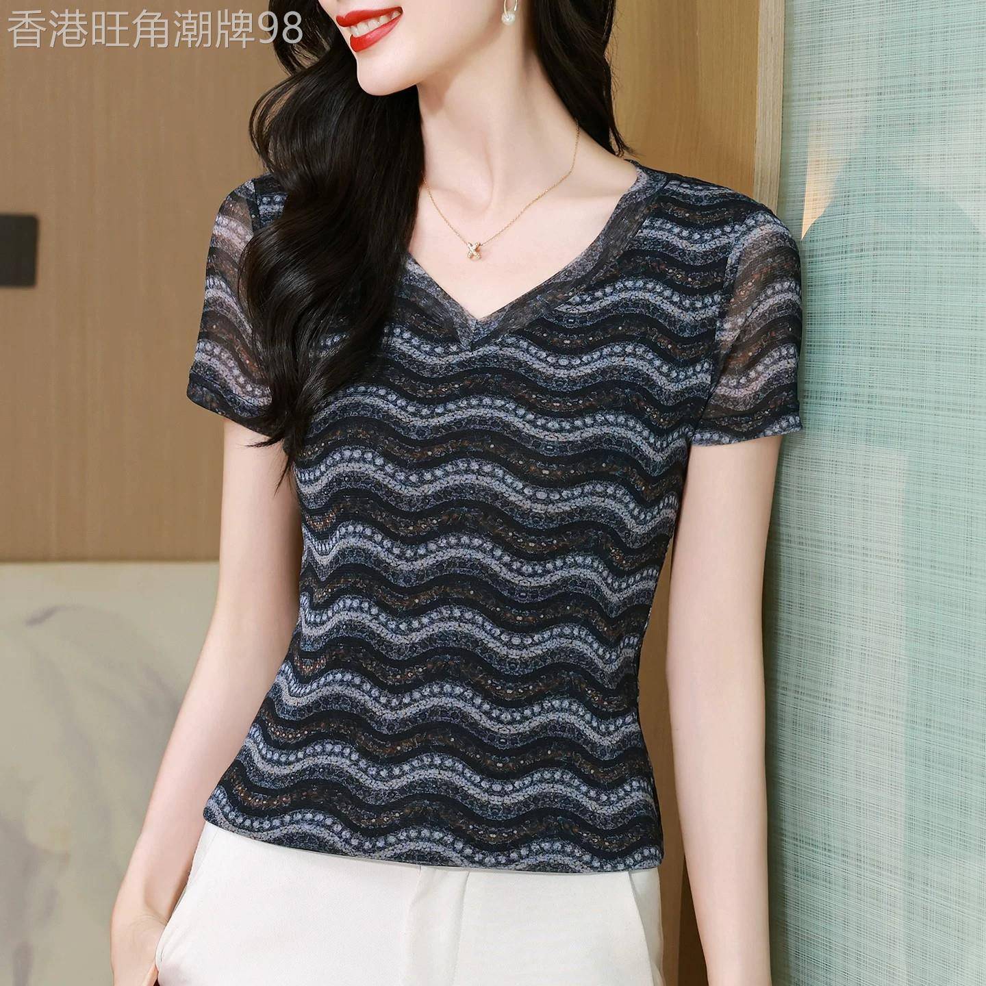 韩国时尚印花V领短袖网纱T恤女士夏装新款修身显瘦洋气减龄上衣服