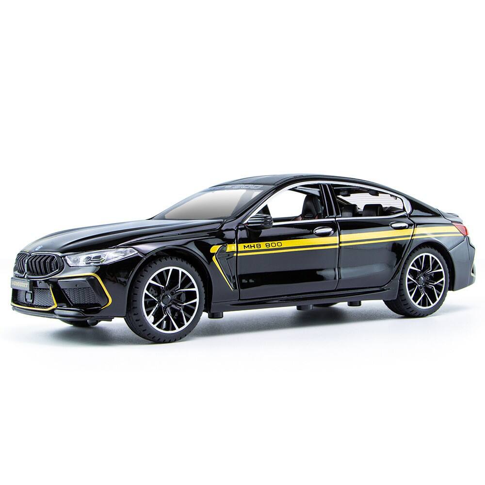 新款 1:24M8仿真合金车模型4门版灯光音效办公室摆件桌面装饰澄海