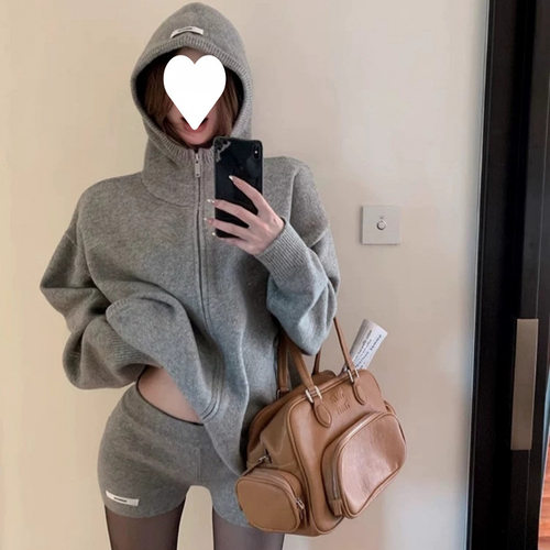 复古灰色连帽毛衣外套女