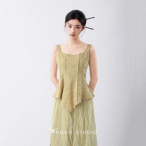 【柒柒】圆缺INGKO 春苔漫纱无袖套装 B6X708TZ
