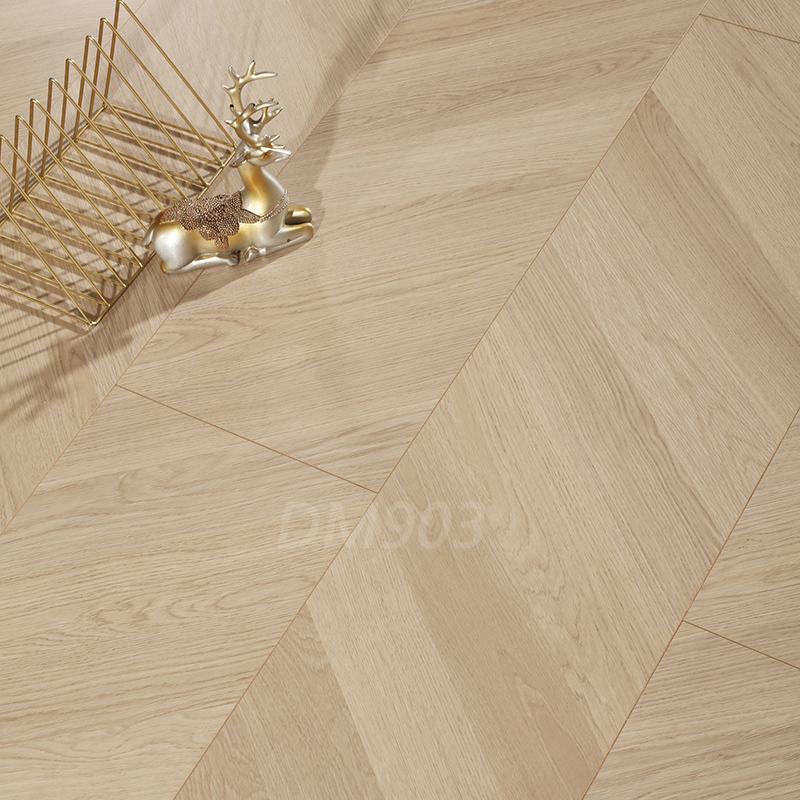 鱼骨人字拼地板实木复合地板三层新实木地板金刚面地热原木风卧室