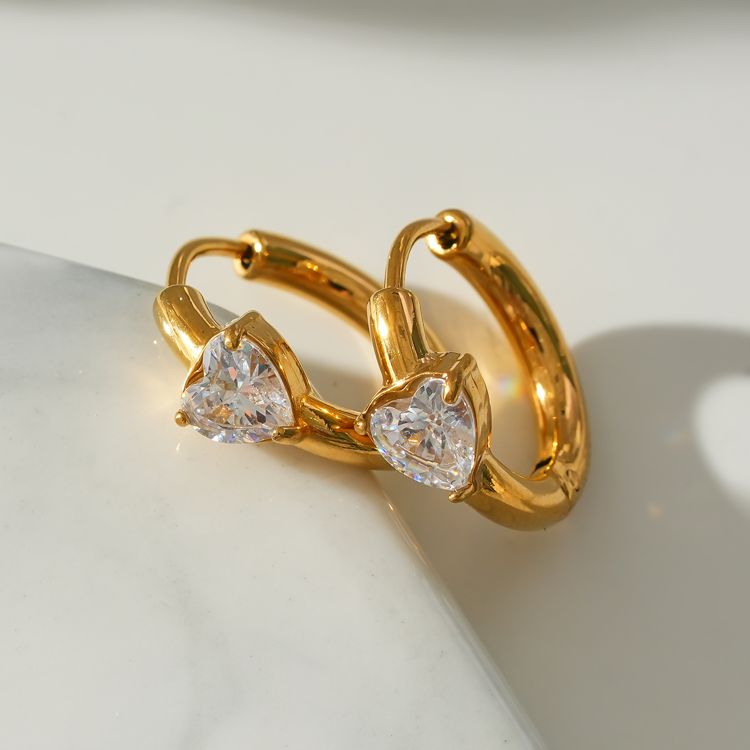 HACKNEY NINE英国伦敦轻奢欧美简约时尚爱心钻耳环18K镀金百搭