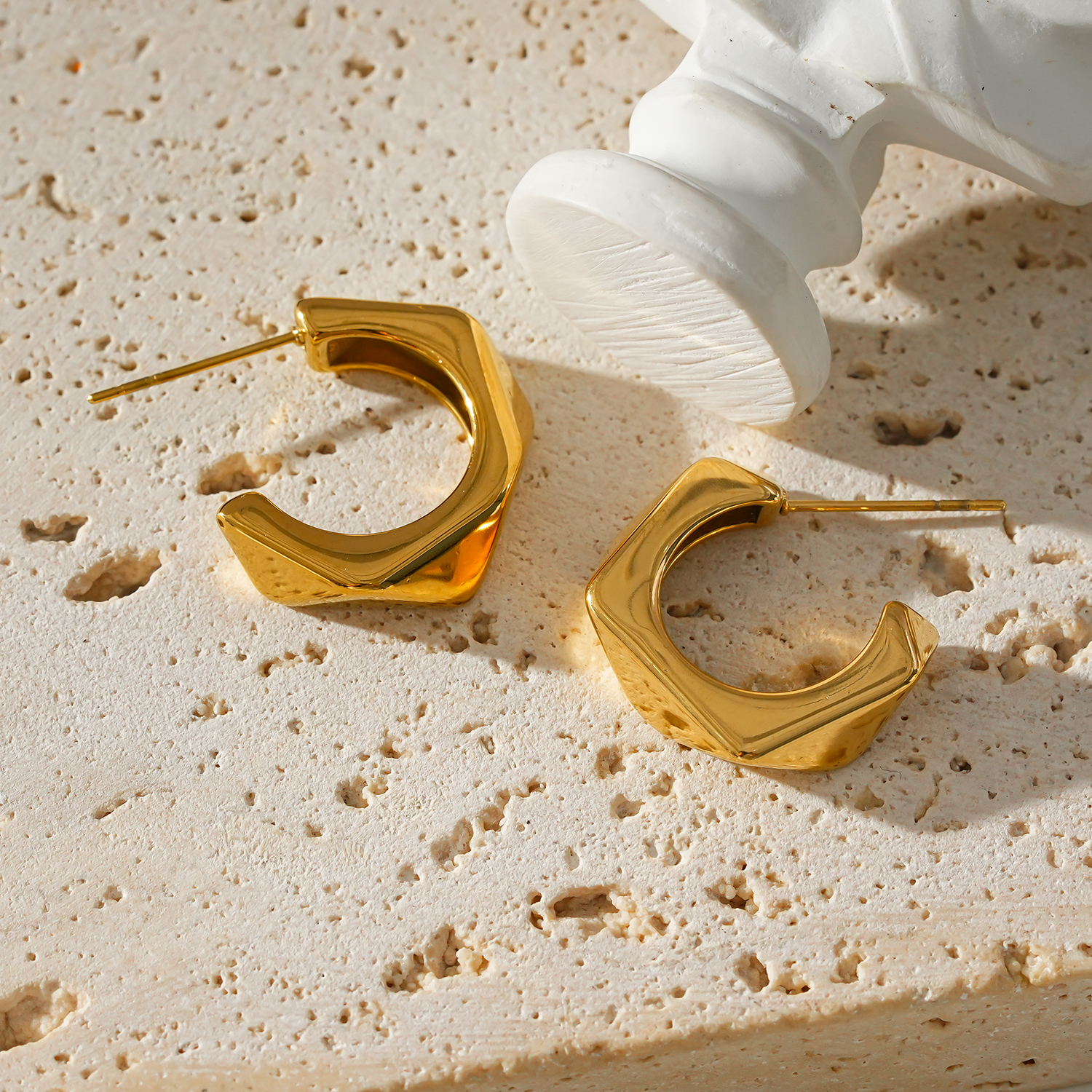 英国伦敦HACKNEY NINE欧美轻奢简约18K镀金重工几何个性耳环