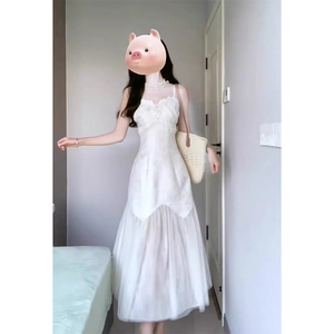 法式温柔甜美收腰显瘦连衣裙女夏季2025新款高级感蕾丝拼接长裙子