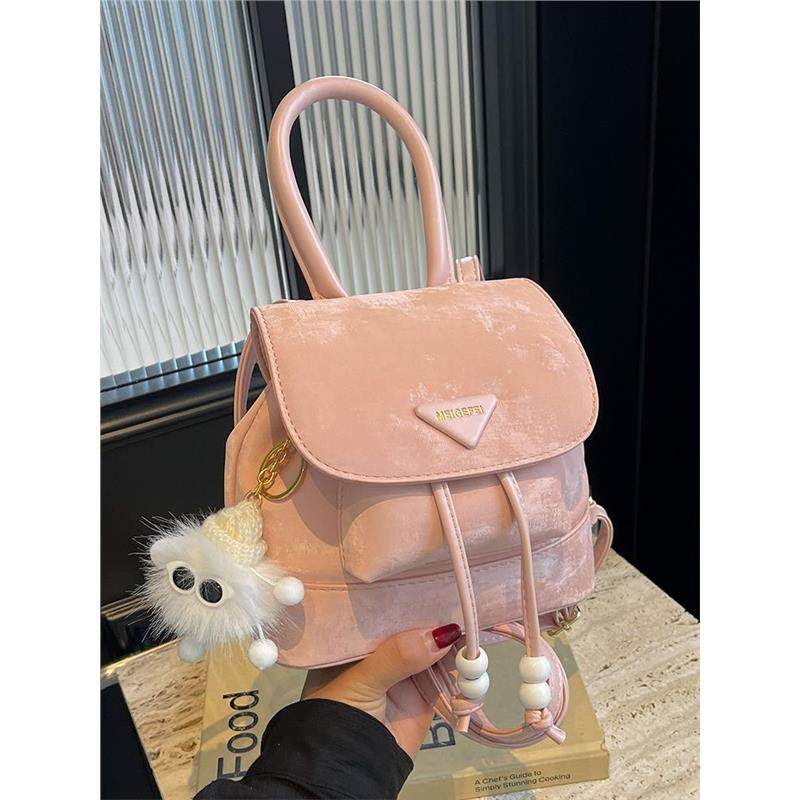 双肩包女生2026新款时尚设计感小众迷你小型轻便白色可爱逛街背包