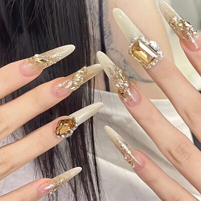 手工穿戴甲奶白渐变显白超长美甲