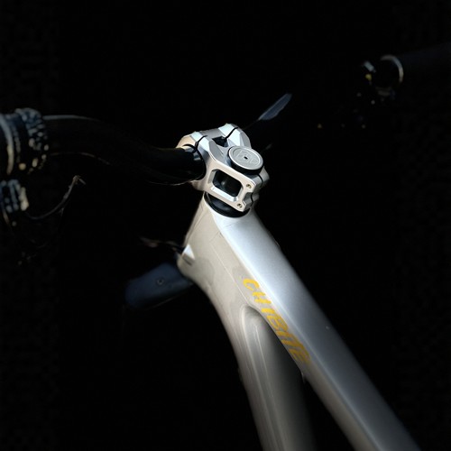 原创CHIBITE把立问世山地车速降高强度铝合金CNC镂空31.8驰比特35