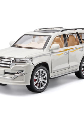 新款 1:24正版授权兰德酷路泽合金车模 6开带灯光音效摆设玩具车