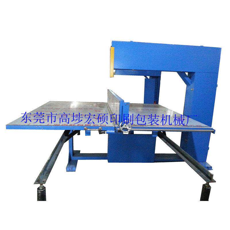 新款四轮立切机海绵直切机