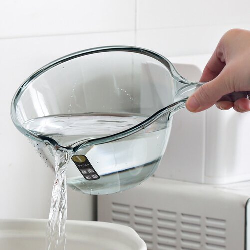 新品Large Bailerk plastic kitchen long handle Bailer water c