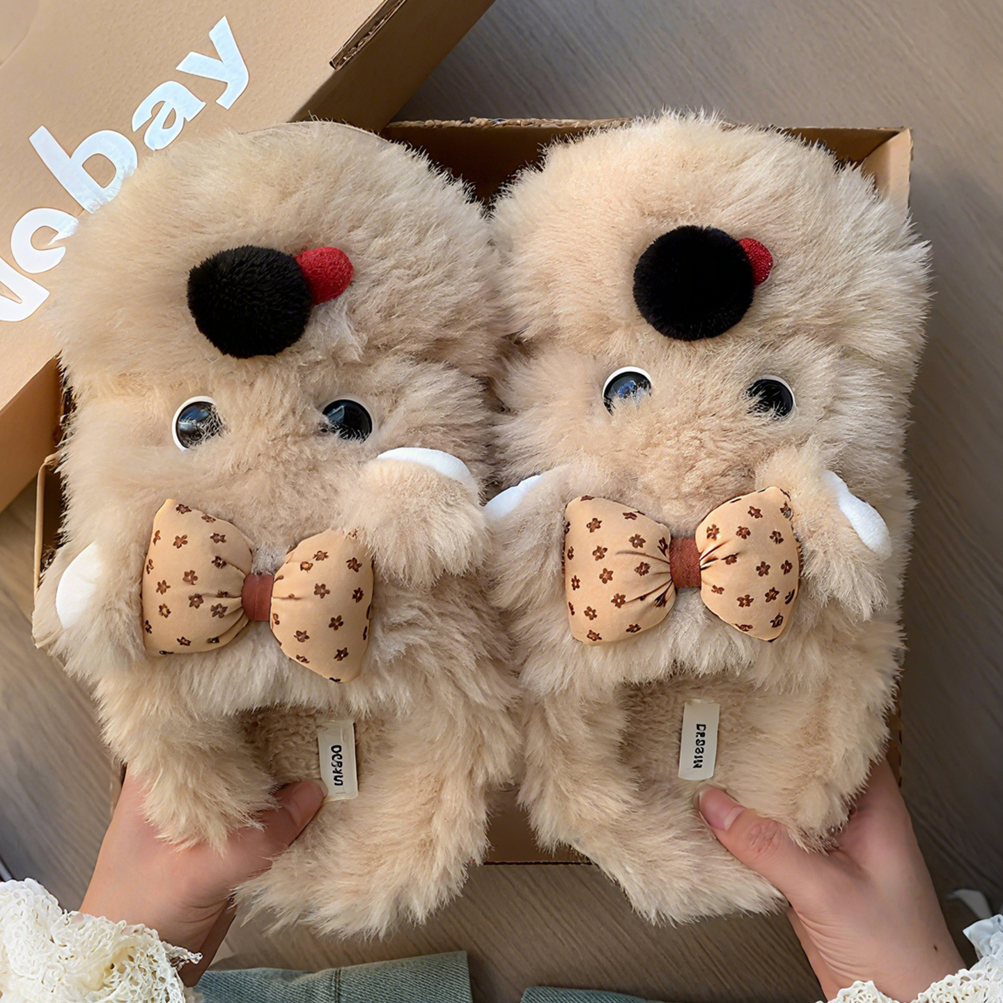 【很难不爱！可爱狗狗毛绒拖鞋】