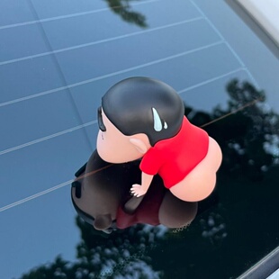 挨打蜡笔小新车载摆件汽车装饰品车顶尾部玩偶车外部公仔挂件新款