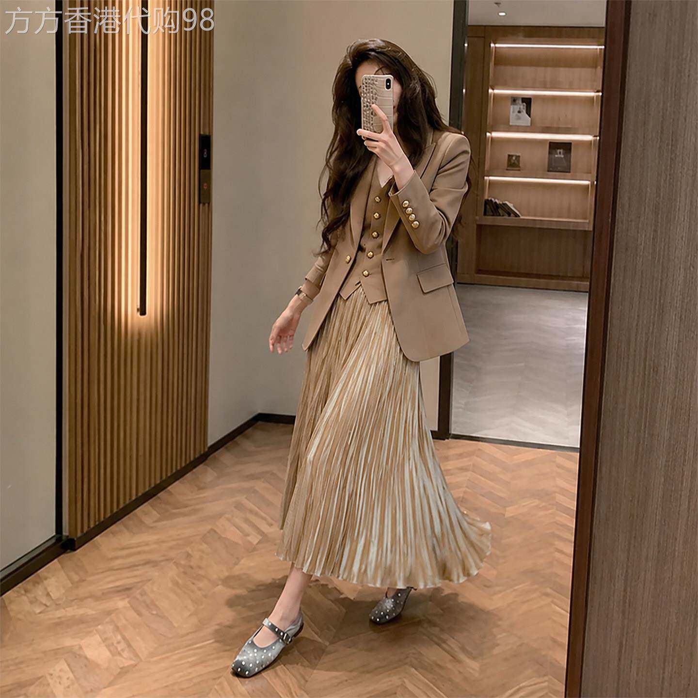 气质卡其色西装半身裙马甲三件套女26秋季小个子高级感穿搭一整套