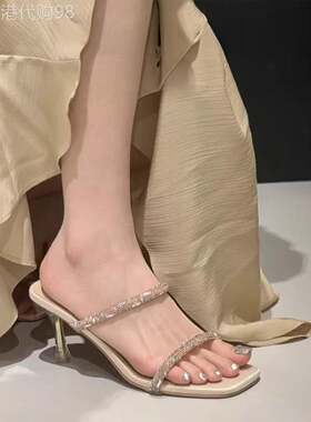 香港一字带高跟凉拖鞋女2026夏新款真皮细跟超火水钻外穿网红凉鞋