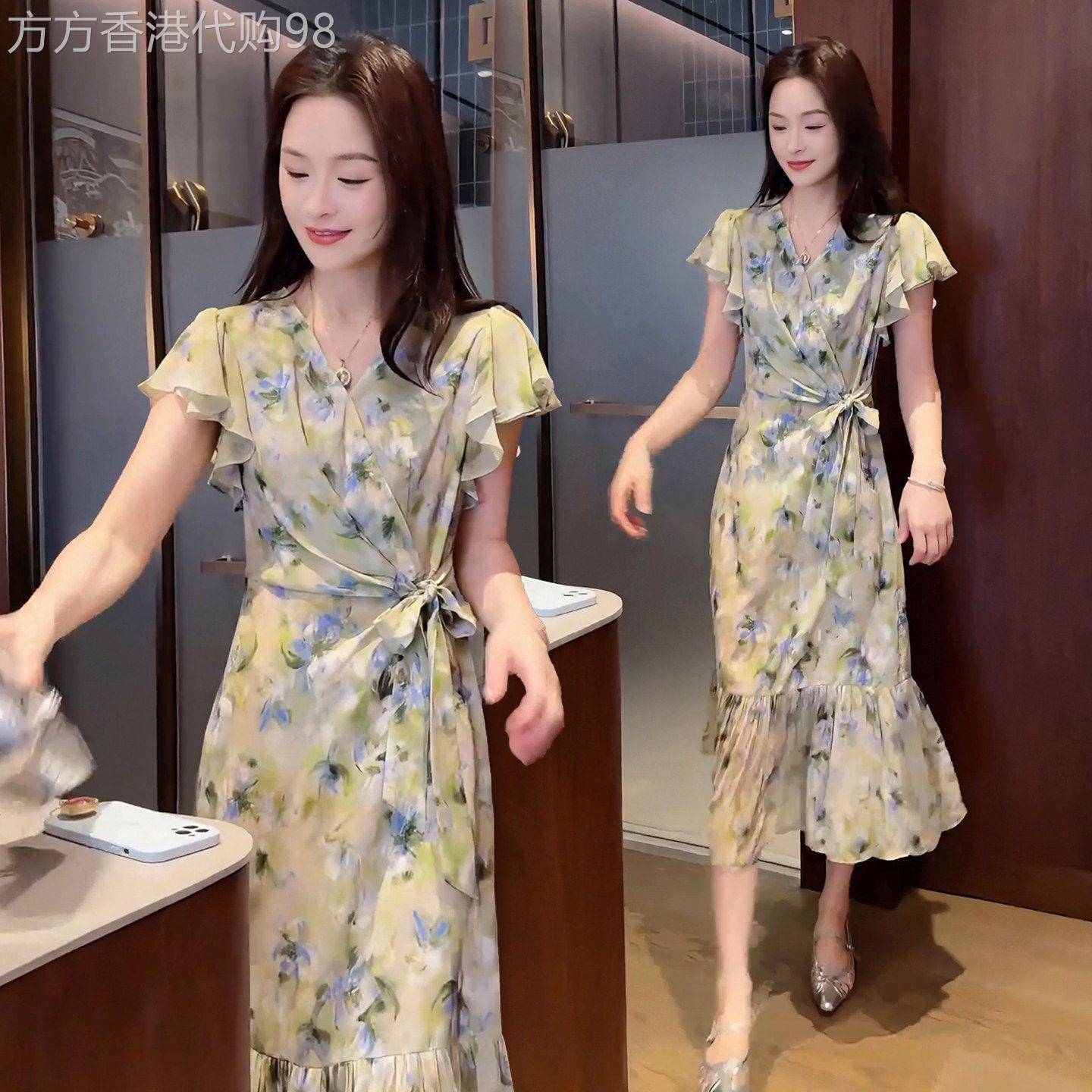 香港代购法式V领碎花连衣裙女夏季新款收腰显瘦中长裙荷叶袖A字裙