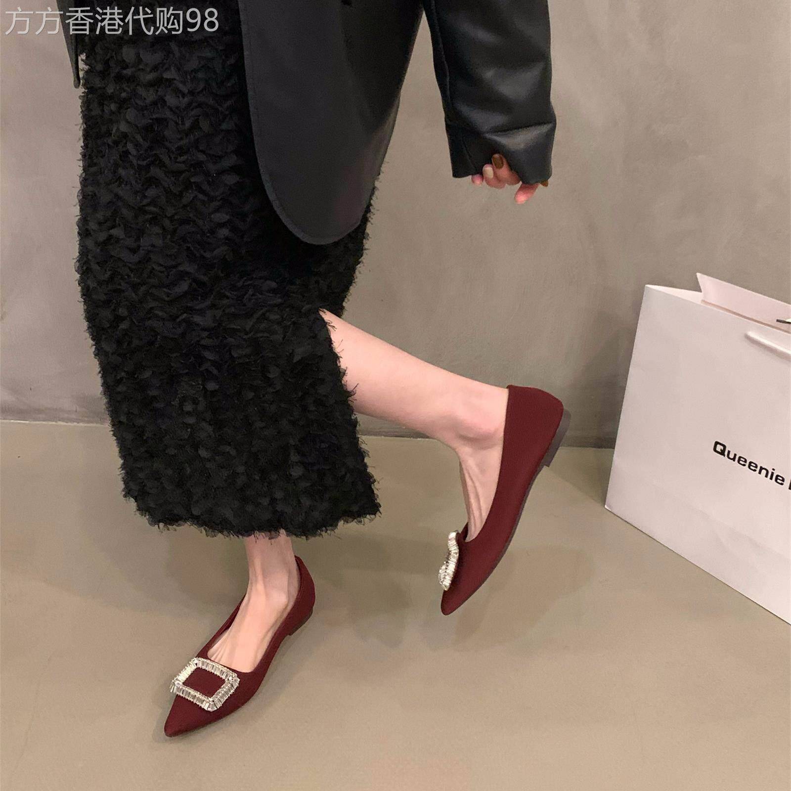 潮牌法式平底尖头红色婚鞋仙女鞋子2025新款春秋气质方扣水钻单鞋