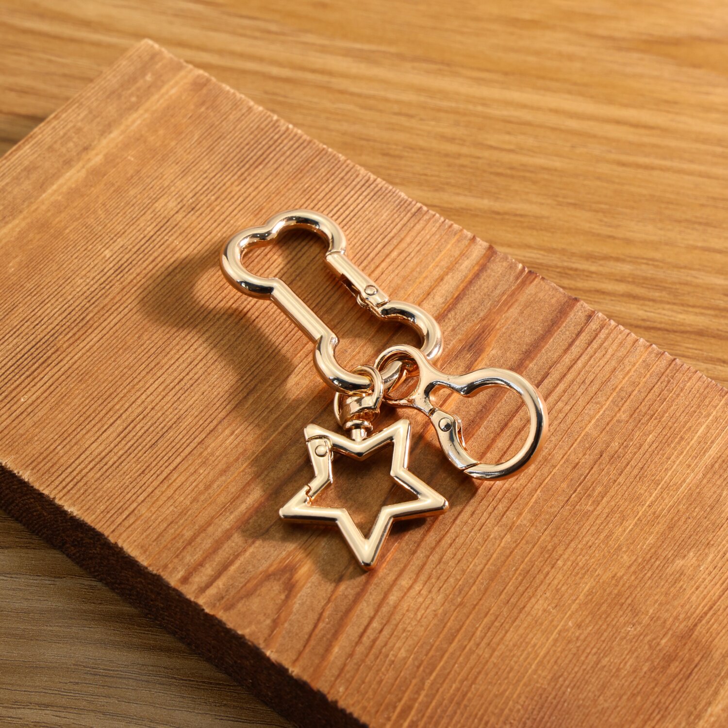 时尚浅金色星星钥匙扣金属骨头链条包包挂件防丢便携多功能装饰扣