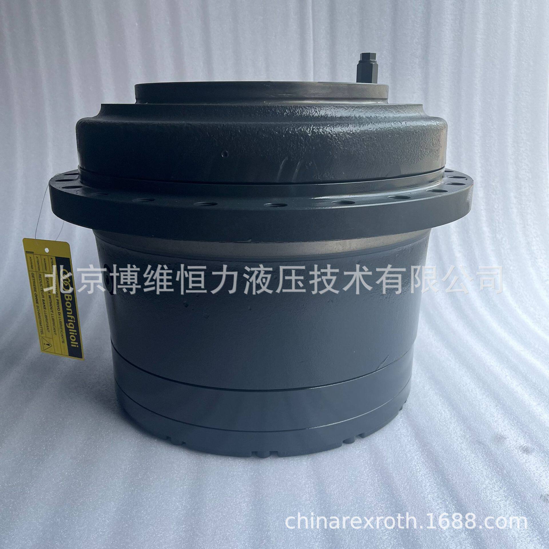 IFT070T3B140B,三一摊铺机行走减速机