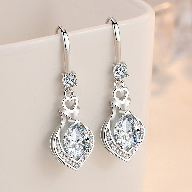 925纯银爱心耳扣夸张水滴2024爆款心形耳环女纯银垂坠显瘦耳饰,饰品/流行首饰/时尚饰品新,银饰耳饰,淘宝优惠券,粉丝福利购,淘宝优惠卷