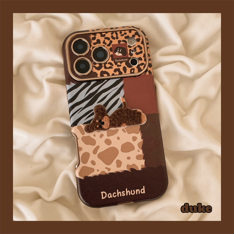 适用苹果手机壳棕色拼接豹纹小狗