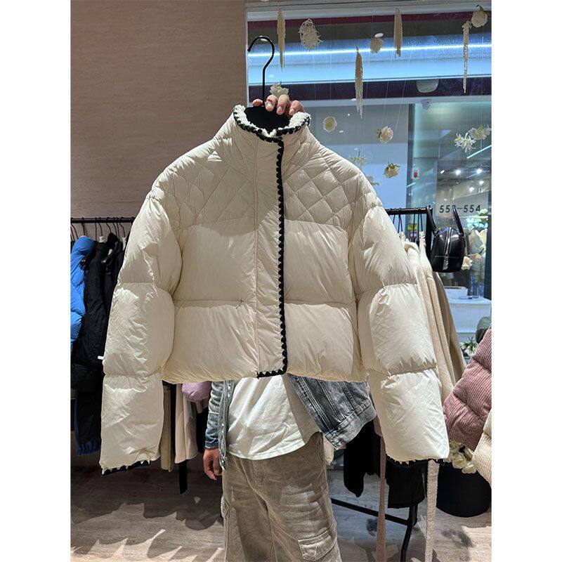 白色小香风羽绒服外套女2