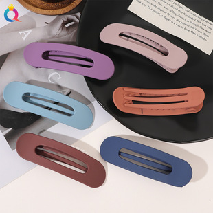 clip large hair Matte wash side face straig colored