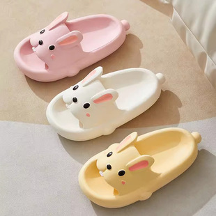 Cute cartoon slippers for children in summer, suitable for