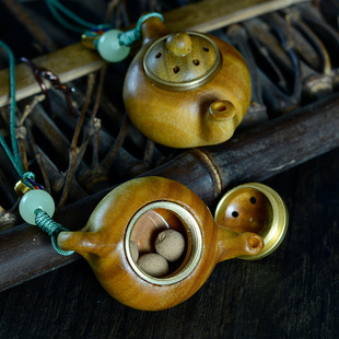 Wear an aromatherapy portable pot handle, leave fragrance i