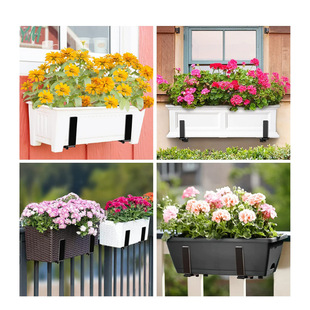 Adjustable flower pot holder suitable for outdoor fences, p