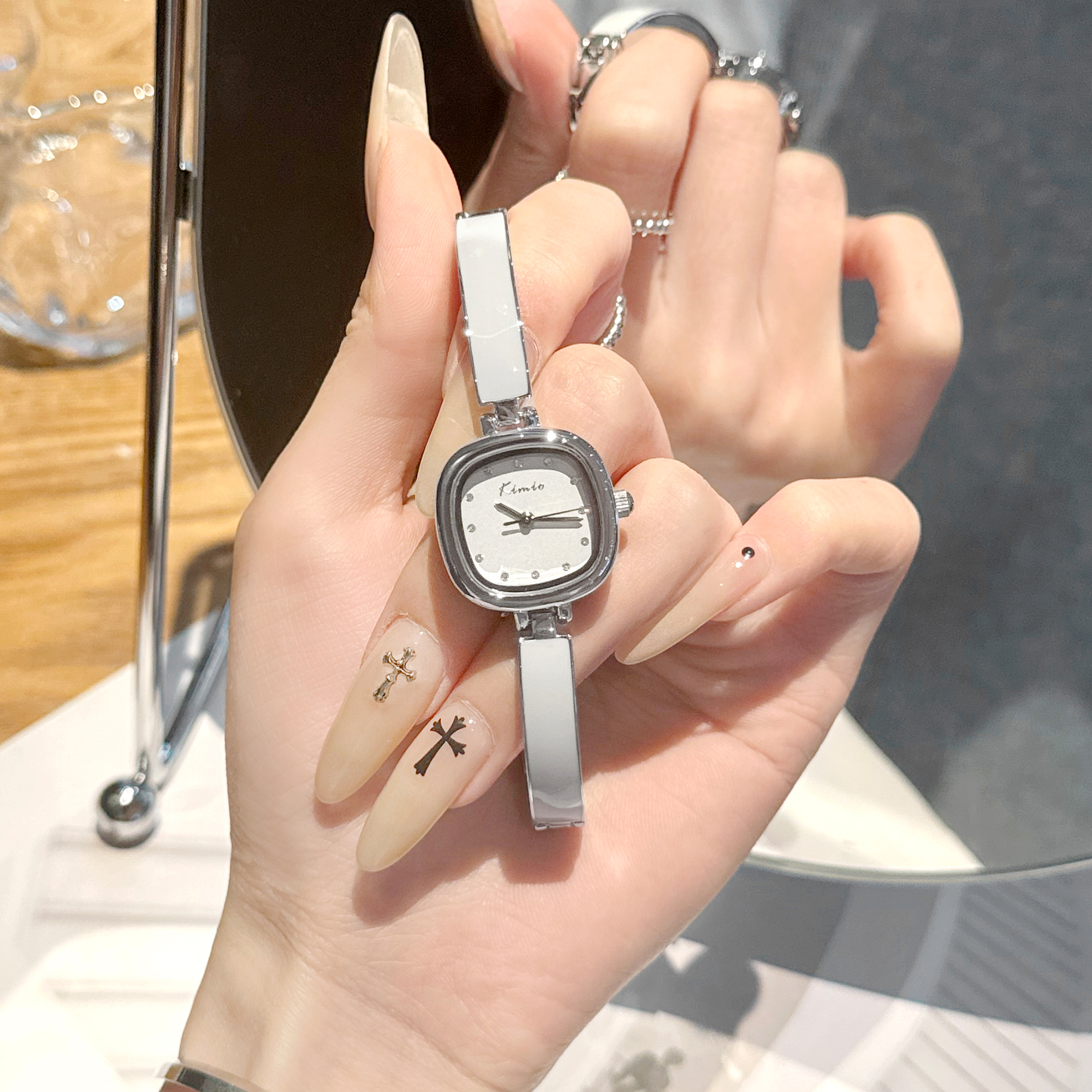 金米欧小方糖方形手镯式手表女款