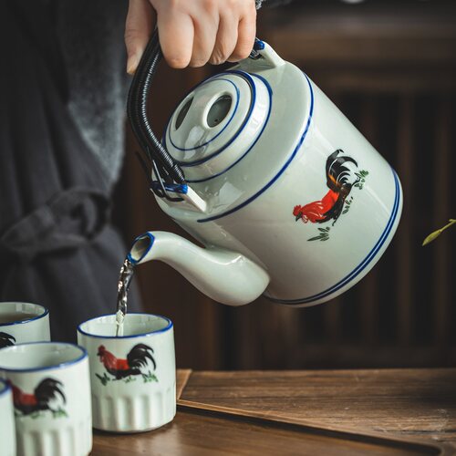 提梁壶陶瓷装凉白开水壶待客家用
