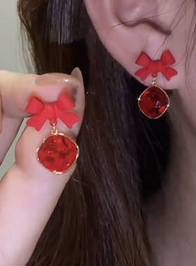 新年红色蝴蝶结方块耳环气质百搭网红银针耳饰简约超闪水晶耳坠女