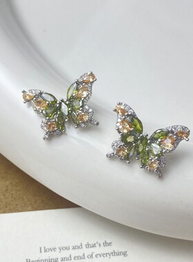 森系小清新绿色锆石蝴蝶耳钉甜美轻奢精致小众感百搭耳环耳饰