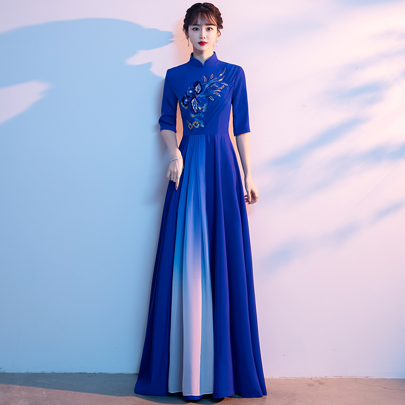 大合唱团演出服女长裙新款气质主持人诗歌朗诵服显瘦红歌比赛服装