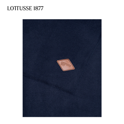 LOTTUSSE男士深蓝棉质方巾轻盈