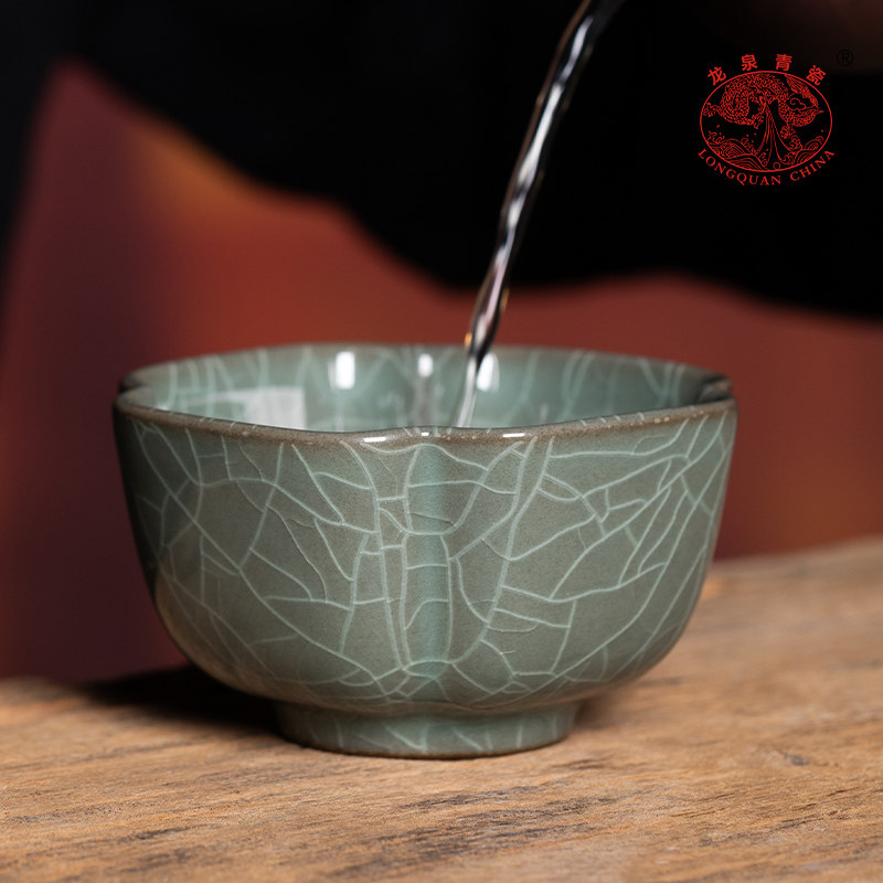 龙泉青瓷压手主人杯单杯陶瓷个人家用功夫茶具哥窑四方抽角品茗杯