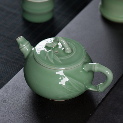 龙泉青瓷中式功夫茶壶