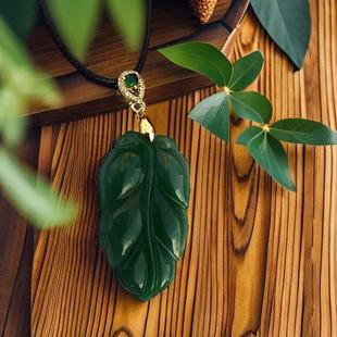翡翠精品天然高端树叶挂件轻奢款阳绿叶子吊坠冰种非洲翠金枝玉叶