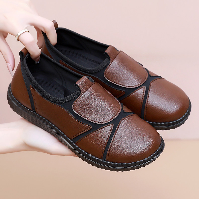 2026春季新款老北京布鞋女软底轻便一脚蹬妈妈鞋皮面防水休闲女鞋