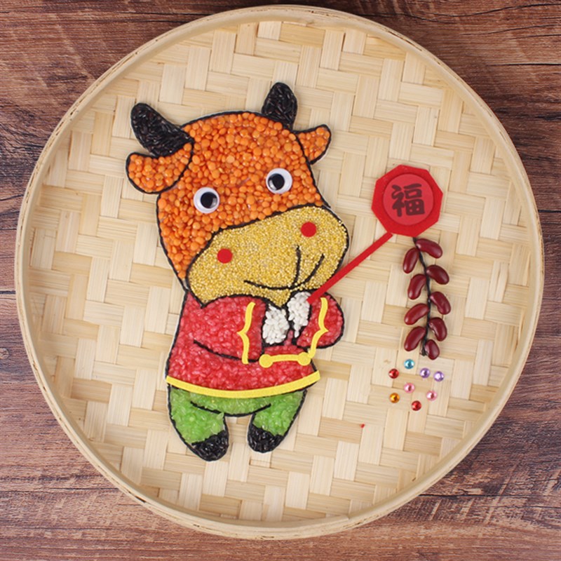 五谷杂粮diy粘贴画亲q子活动牛年手工画节约粮食幼儿园竹匾竹编画