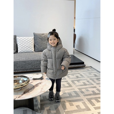 女童灰色连帽羽绒服2025冬装新款儿童韩版加厚保暖中长款宝宝外套