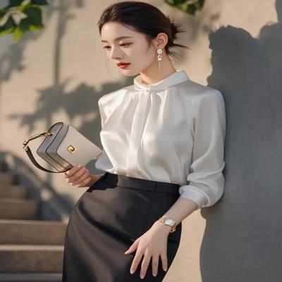 2025年早秋新款超好看小衫法式独特漂亮上衣气质香槟色长袖女衬衫