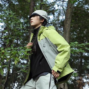 户外三合一摇粒绒冲锋衣男防风防水登山服外套女保暖夹克
