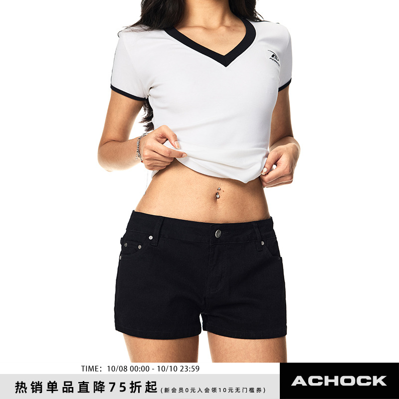 【Achock官方店】十字花刺绣紧身弹力辣妹短裤女新款显瘦牛仔热裤