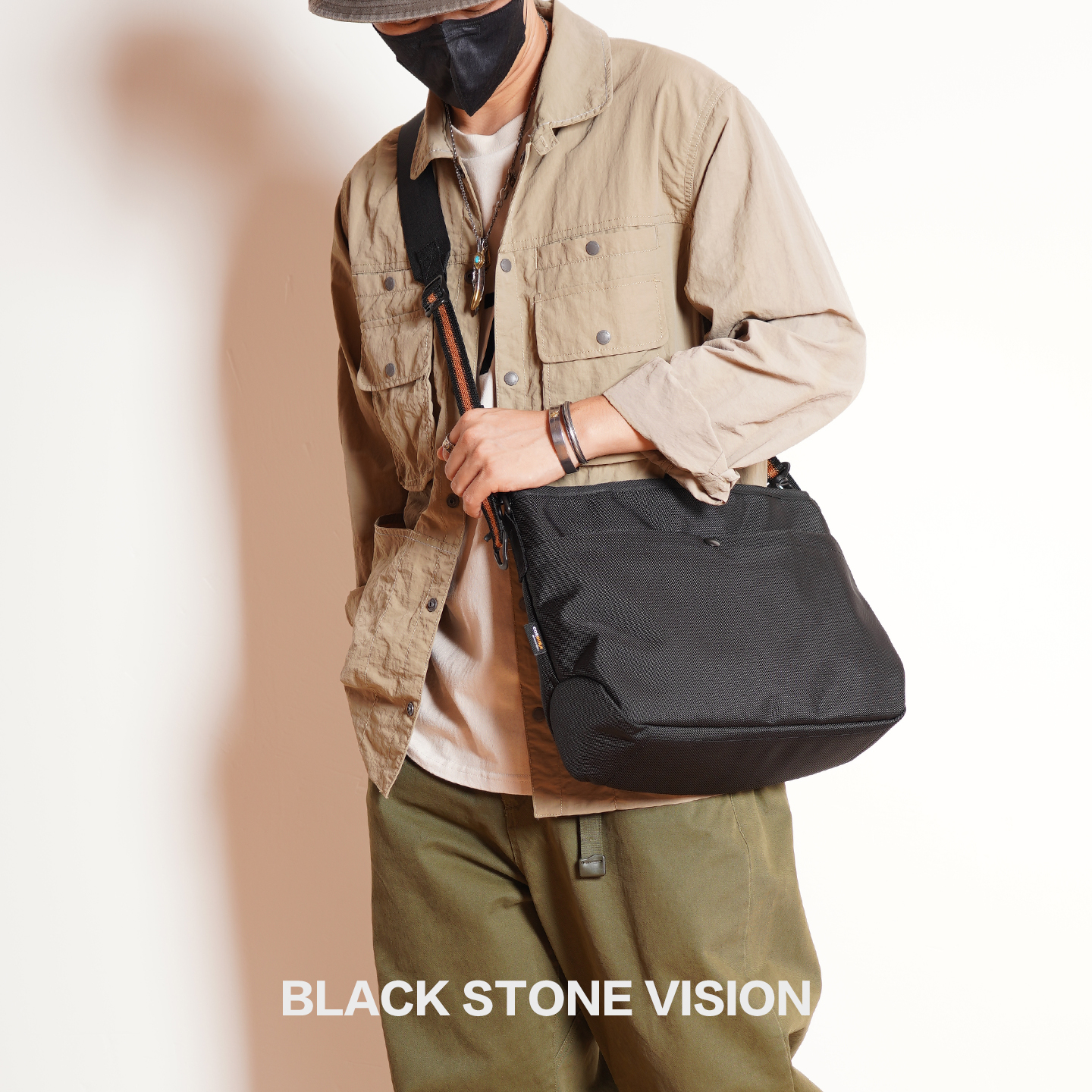 考度拉弹道尼龙大容量休闲斜挎包