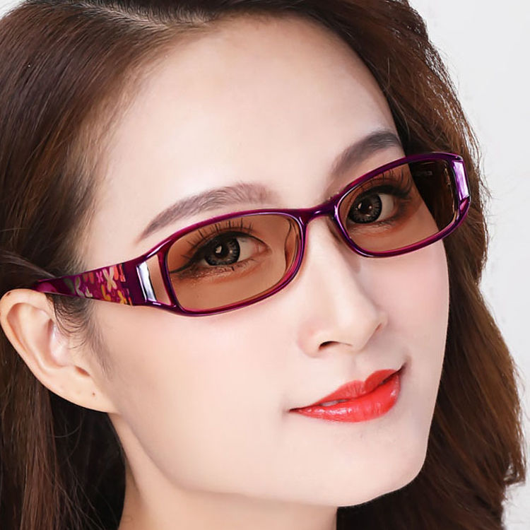 变色近视眼镜女潮超轻平光镜防紫外线防辐射变色太阳镜全框无度数