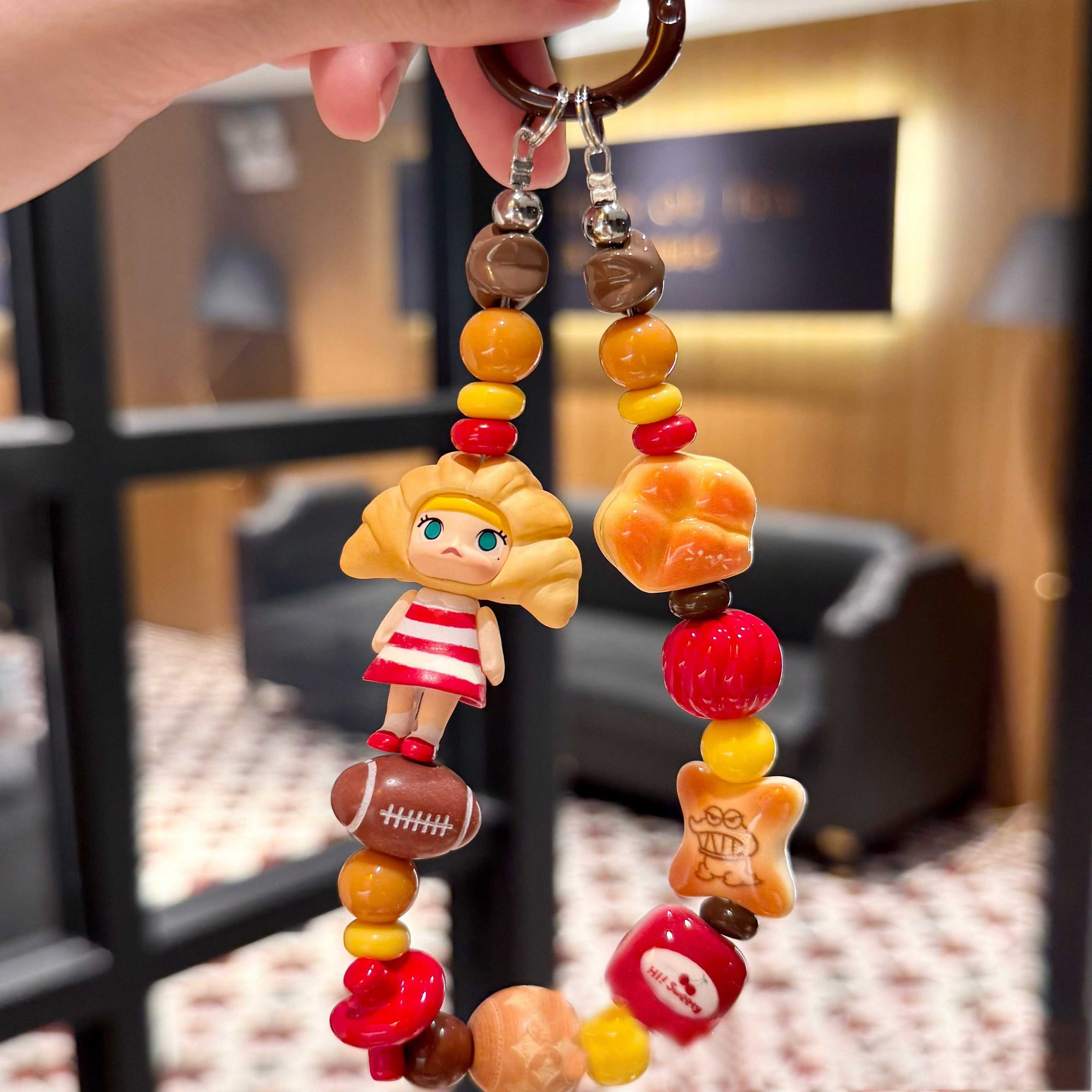 牛角包改娃萌粒手机链带垫片挂件原创手作手机挂绳包挂可爱挂饰