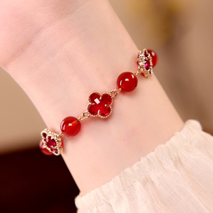 四叶草红玛瑙手链女生日礼物首饰闺蜜手串本命年七夕情人节送女友