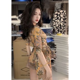 气质修身 法式 女2025新款 新款 高腰性感连体衣 复古女人味印花连体裤