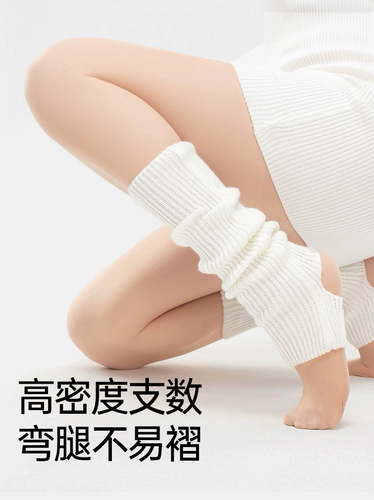 Qu Plus Утолщенный анти -суховодочный шелковый и зимний трусики, натуральная нижняя линия, световые ноги артефакт женские обнаженные чулки сезон